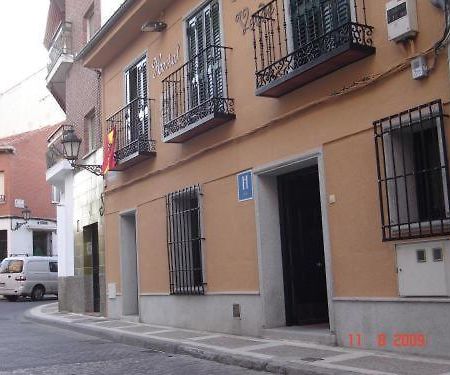 Hostal Cruz Verde Navalcarnero Exterior foto